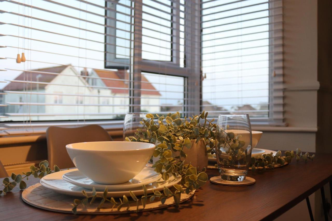 Coastal Retreat - Brighton - Near The